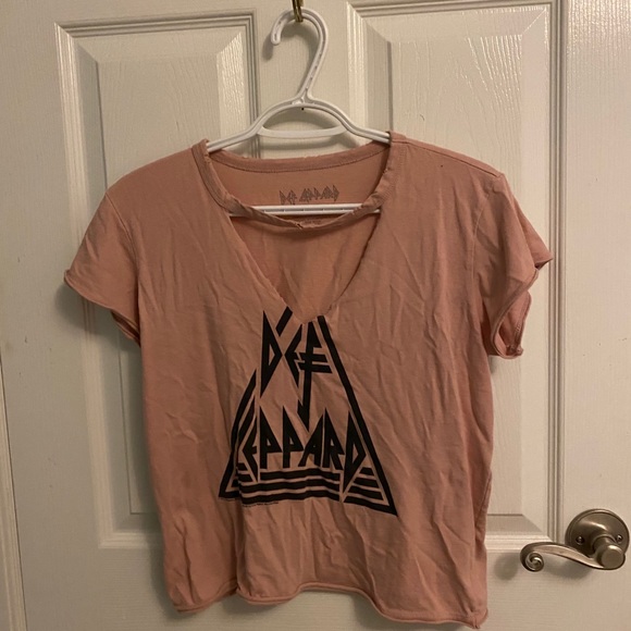 Pink cropped def leopard t shirt - Picture 5 of 5